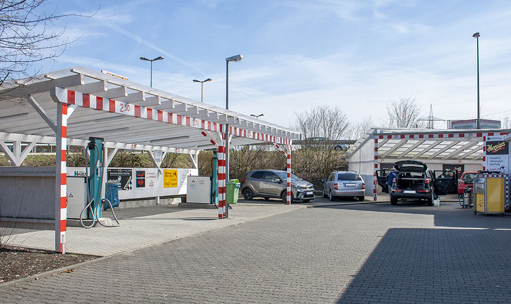 WAP-Waschanlage - SB-Saugen – Überdachte Plätze