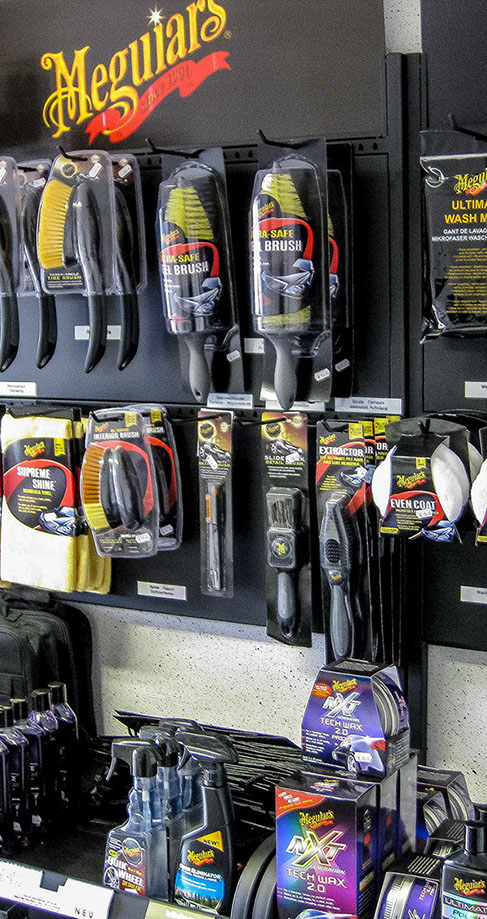 WAP-Waschanlage der Shop mit Markenprodukten zur Fahrzeug-Pflege