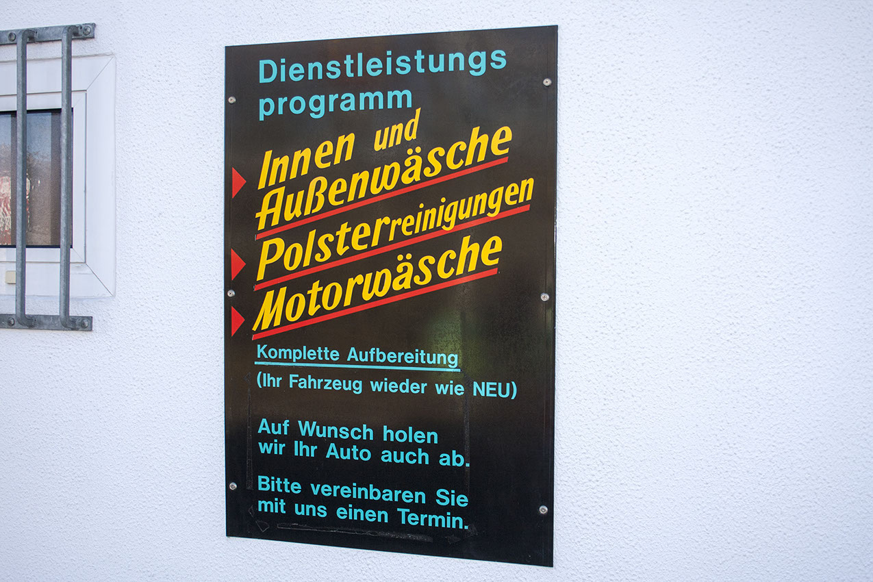 WAP-Waschanlage der Shop mit Markenprodukten zur Fahrzeug-Pflege und unser Dienstleitungsprogramm