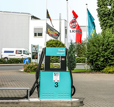 Staubsaugerstation Nr. 3 von 9 der WAP-Waschanlage in Rösrath.