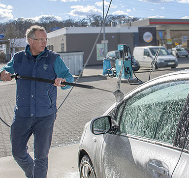 WAP-Waschanlage - SB-Waschboxen – Schaumbürste – Fenster