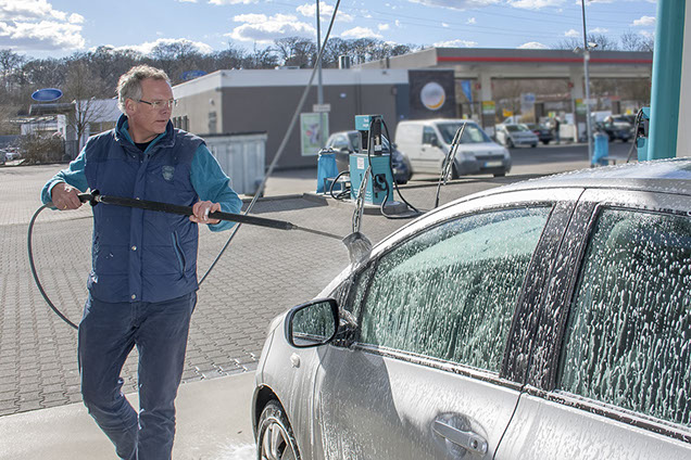 WAP-Waschanlage - SB-Waschboxen – Schaumbürste – Fenster